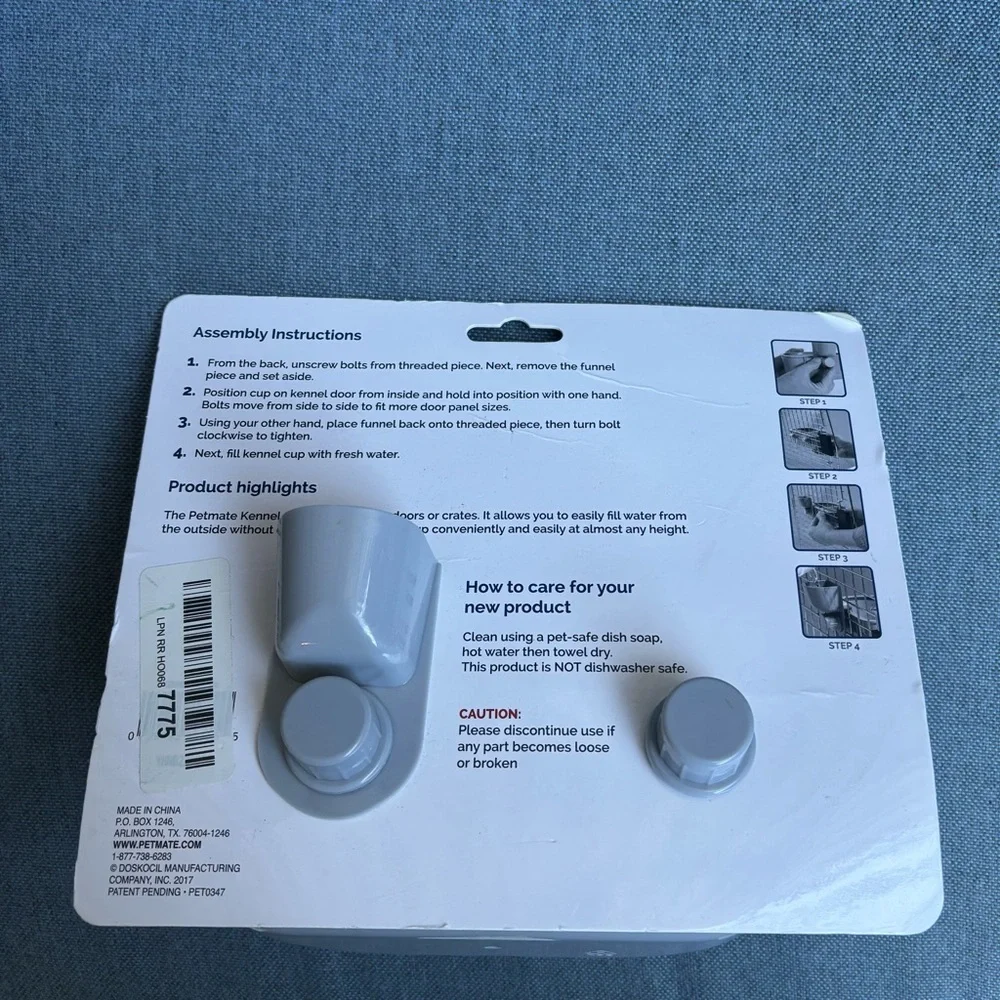 Petmate Gray Spill-Resistant Kennel Cup